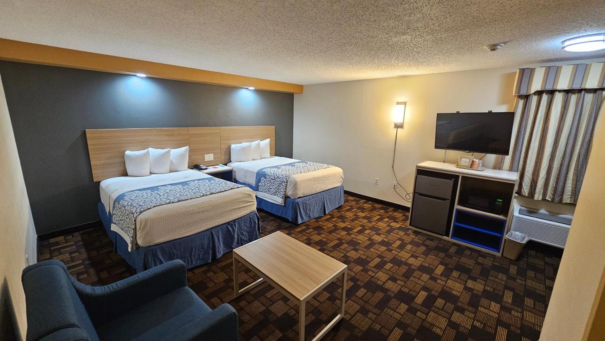 Econo Lodge Woodbridge Iselin Exterior foto